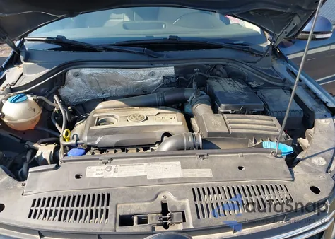 2012 Volkswagen Tiguan Le из США, поврежденный, VIN WVGAV7AX2CW582223